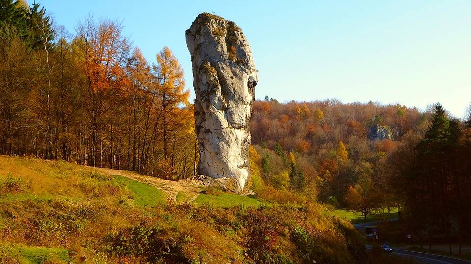 Ojcowski Park Narodowy - Szlaki Turystyczne Małopolski